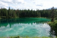 加拿大湖泊风景图片