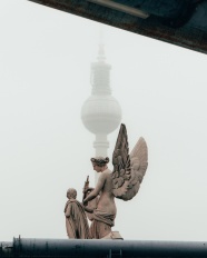 天使大理石雕像图片