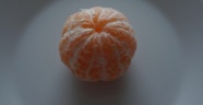 剥皮的橘子图片
