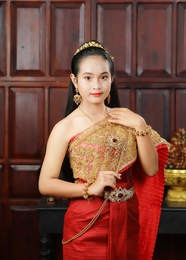 泰式传统服饰少女美女写真图片