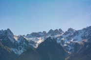 奥地利山顶雪山图片