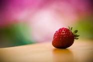 高清新鲜草莓图片下载
