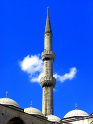 清真寺尖塔图片