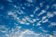 蓝天白云唯美图片