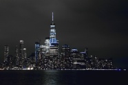 曼哈顿摩天楼夜景图片
