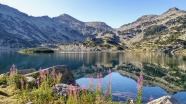 高山湖泊唯美风景图片