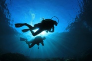 海底潜水图片