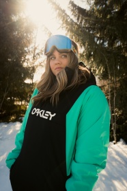 欧美滑雪运动员美女图片