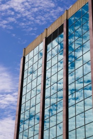 蓝天白云高楼建筑图片
