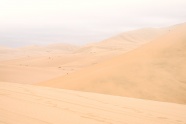 荒芜人烟沙漠风景图片