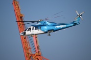 蓝色救援直升飞机图片