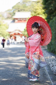 日本小女孩和服写真图片