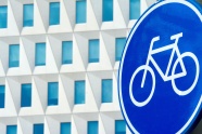 自行车交通路标图片