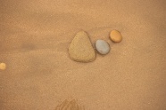 海滩鹅卵石图片