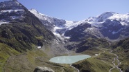 瑞士雪山湖泊景观图片