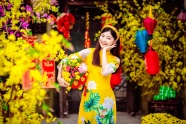 中国年旗袍美女图片