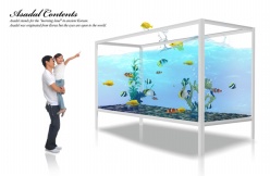 幸福父女欣赏鱼缸PSD素材