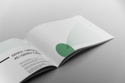 展开空白画册样机