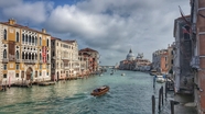 水上威尼斯城市景观图片