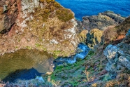 苏格兰悬崖峭壁海岸风景图片