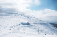 冬季黑门山雪景图片