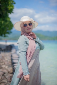 印度尼西亚美女度假图片