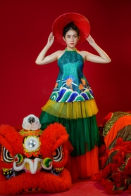 中国年主题美女写真图片