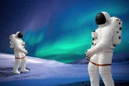 北极光宇航员摄影图片