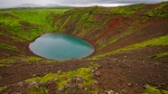 火山口湖景观摄影图片