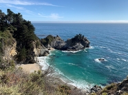 蓝色大海海岸岩石摄影图片