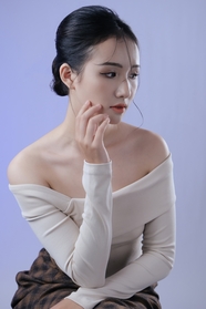 亚洲时尚端庄气质美女人体模特写真图片