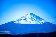 冬季日本富士山风景摄影图片