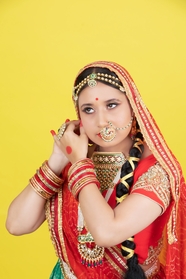 印度传统服饰美女写真摄影图片