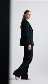 欧美时尚杂志风格模特美女写真图片