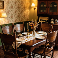 美式复古风格餐桌椅图片