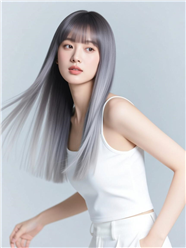 浅灰色渐变长直发美女写真图片