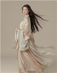 飘逸长发国风美女写真摄影图片